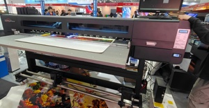Nueva Impresora de Inyección de Tinta de Formato Grande de 1.9m, Impresora Híbrida UV de Rollo a Rollo y Plana para Publicidad, para KTB, PVC, Vinilo, Pancartas, etc. - Product Image 5