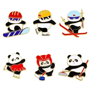 Broche Mignonne de Dessin Animé, Panda de Dessin Animé, <span class=keywords><strong>Ski</strong></span>, Hockey sur Glace, Souvenirs, Badge Exquis et Adorable - Product Image 4
