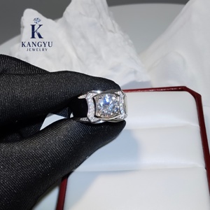 Hete Verkoop Heren 925 Sterling Zilveren Moissanite Ring Hiphop Stijl Iced Out Statement Bling Ring - Product Image 5
