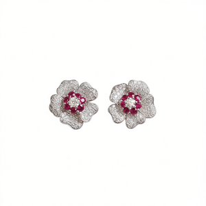 Pendientes de Flor E3306 con Diamantes Azules Redondos de Corte Brillante y Engaste de Garra, Joyería Fina Romántica para Mujer - Product Image 1
