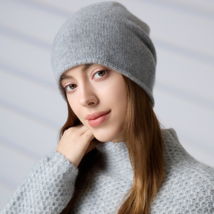 Bonnet tricoté unisexe OEM ODM pour femme, bonnet d'hiver décontracté en cachemire 100% tricoté côtelé pour l'extérieur - Product Image 4