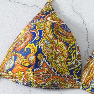 ชุดบิกินี่ 2 ชิ้นสำหรับผู้หญิงปี 2021 ชุดว่ายน้ำพิมพ์ลายพร้อมเสื้อเกาะอกและกางเกงว่ายน้ำแบบจีสตริง - Product Image 2