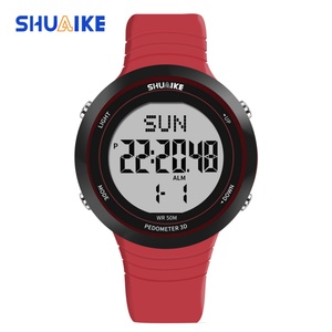 Nouvelle montre numérique de luxe pour hommes, résistante à l'eau, chronomètre, design lumineux dans le noir avec des thèmes sportifs et de dessins animés - Product Image 4