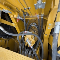 Excavatrice sur chenilles hydraulique d'occasion 330 GC 30T, moteur Caterpillar, capacité de la benne de 1,4 m³, modèle 2024, moteur de 160 kW, pompe à engrenages.