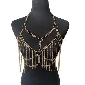 Sujetador de cadena metálica ajustable Airis para mujer con diseño de pezones expuestos, perfecto para fotos sensuales y juegos sexuales atrevidos - Product Image 5