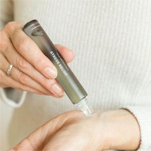 <span class=keywords><strong>C</strong></span> & H nóng bán tùy chỉnh sang trọng 5ml cao <span class=keywords><strong>c</strong></span>ấp hổ phách <span class=keywords><strong>c</strong></span>ơ thể tinh dầu thủy tinh chăm só<span class=keywords><strong>c</strong></span> tó<span class=keywords><strong>c</strong></span> phun Con lăn ống nhỏ giọt chai thủy tinh - Product Image 5