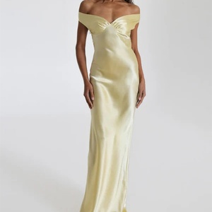 OEM moda verano discotecas fiesta vestido casual fuera del hombro satén Color sólido espalda descubierta vendaje Maxi vestido para las mujeres - Product Image 1