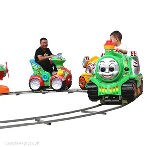 アウトドアライド用の最も人気のあるアトラクション、電車に乗るための子供用トラック、販売用の電気ミニトラック列車1