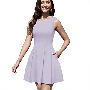 Robe d'été décontractée sans manches à col rond, coupe ajustée trapèze, en maille unie respirante (Spandex/Polyester), mini-robe de travail pour le printemps et l'été - Product Image 1