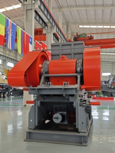 Mini concasseur à mâchoires haute efficacité PE-150*250, alimentation <span class=keywords><strong>max</strong></span>. 125 mm, sortie 1-3 TPH, cadre en acier moulé 10-40 mm, moteur AC 5,5 kW pour petites applications - Product Image 3