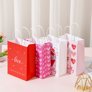 Bolsa <span class=keywords><strong>de</strong></span> mano <span class=keywords><strong>de</strong></span> San Valentín personalizada <span class=keywords><strong>de</strong></span> fábrica, bolsa <span class=keywords><strong>de</strong></span> <span class=keywords><strong>papel</strong></span> <span class=keywords><strong>Kraft</strong></span> decorada con amor rosa, <span class=keywords><strong>bolsas</strong></span> <span class=keywords><strong>de</strong></span> regalo sorpresa para niña con su propio logotipo - Product Image 3