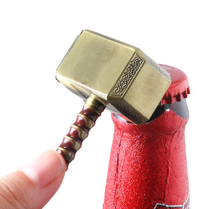 Llavero <span class=keywords><strong>de</strong></span> Metal Barato al por Mayor con Forma <span class=keywords><strong>de</strong></span> Superhéroe, Abrebotellas 3D, Llavero con Martillo <span class=keywords><strong>de</strong></span> <span class=keywords><strong>Thor</strong></span> - Product Image 4