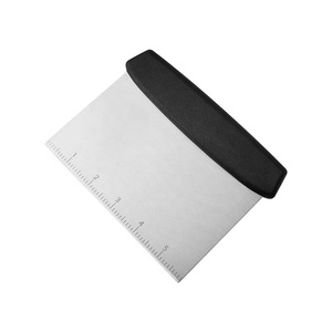 Brot Dessert Pizza Teigs ch neider Schaber Teig messer Mehls ch neider Kleiner manueller Edelstahl Teigs ch neider mit Mess skala - Product Image 3