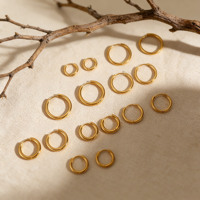 Boucles d'oreilles créoles Huggie étanches en acier inoxydable 316L plaqué or PVD 18 carats avec breloques DIY, thème Icônes du Voyage et du Style de Vie, pour femmes