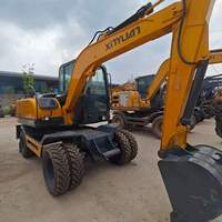 Excavatrice sur pneus d'occasion 7 tonnes XINYUAN 75, faible nombre d'heures, bon état, en stock à vendre