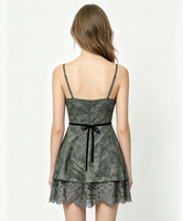 Robe courte pour femme, style cami, tie-dye, avec patchwork de dentelle, taille à nœud et superposition