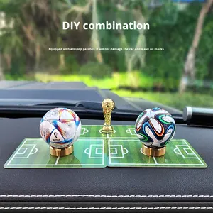 Modèle <span class=keywords><strong>de</strong></span> figurine <span class=keywords><strong>de</strong></span> football européen, étoile C Ronaldo, figurine créative, souvenir périphérique, cadeau d'anniversaire, Chine - Product Image 2