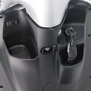 Vente en gros : Nouvelles Tendances Scooters Longue Portée avec Affichage LED, Double Sièges, Prix CKD, Moto Électrique Tout-Terrain - Product Image 5