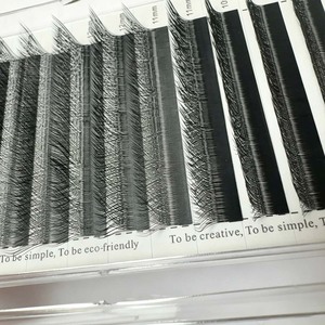 Faux <span class=keywords><strong>cils</strong></span> 2D UU à double pointe parallèle, forme UU, légers, fins, naturels, flexibles, compacts, volume russe, pré-fabriqués - Product Image 6