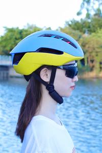 Nuevo <span class=keywords><strong>Casco</strong></span> de Ciclismo Personalizable para PC, Moldeado en Plástico, <span class=keywords><strong>Blanco</strong></span>, con Certificación CE, Resistente a Impactos, Unisex para Adultos, para Hombres y Mujeres, para Ciclismo de Carretera y <span class=keywords><strong>MTB</strong></span> - Product Image 3