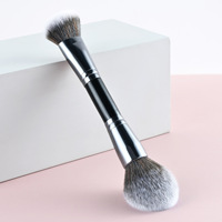Pinceau de maquillage double embout avec logo personnalisé, manche en bois, fibres synthétiques, pour fond de teint, blush et poudre, outil cosmétique professionnel