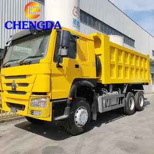 Camion à benne basculante d'occasion à moteur diesel HOWO 6*4 10 roues de la Chine Camion à benne basculante lourde à bas prix