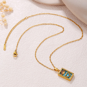 Collier vintage en acier inoxydable plaqué or véritable 18 carats, anti-ternissement, avec pendentif carte de tarot en zircon cubique effet goutte d'huile, chaîne de clavicule - Product Image 4