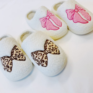Pantuflas Cómodas Emily Bow - Product Image 1