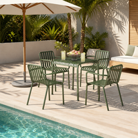 Ensemble de table et chaises de jardin en métal moderne pour l'extérieur, design à lattes, résistant à la rouille, pliable, empilable, meubles de patio pour villa
