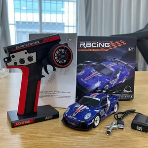 WLtoys 284019-A Voiture RC de Drift 1/28 avec Gyroscope Amélioré, 4x4 Haute Vitesse, Modèle Radiocommandé 2.4G, Véhicule de Course Drift en Métal avec Chargeur - Product Image 4
