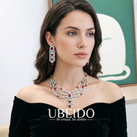 Ensemble de bijoux UBEIDO au design exquis en forme de goutte d'eau, ensemble de collier et de boucles d'oreilles en zircone cubique de haute qualité, pierre rouge, pour femmes