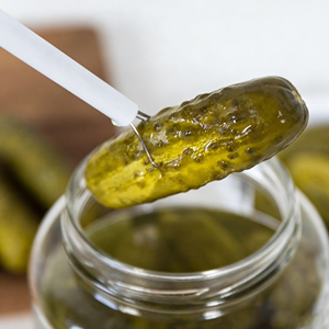 Fourchette multifonction pour cornichons, outils de préhension alimentaire, <span class=keywords><strong>pince</strong></span> <span class=keywords><strong>à</strong></span> cornichons, olives, poivrons, facile <span class=keywords><strong>à</strong></span> nettoyer et <span class=keywords><strong>à</strong></span> utiliser, pinces de cuisine - Product Image 4