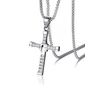 Collana religiosa a croce veloce da uomo in acciaio inossidabile con ciondolo <span class=keywords><strong>di</strong></span> strass per matrimonio o regalo ispirata al <span class=keywords><strong>Toretto</strong></span> Dominic - Product Image 6