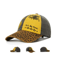 Gorra de Béisbol de Sarga con Estampado de Leopardo Desgastado, Ribete en Contraste y Bordado, Diseño Personalizable, Unisex, Ajustable y Transpirable