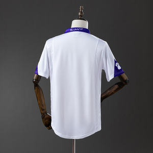 Hochwertiges Madrid City Style Anpassbares Klassisches Retro-Trikot Raul Fußballtrikot - Product Image 2