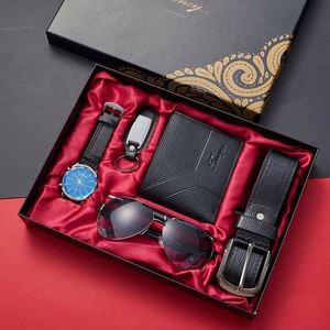 Set de 7 Piezas para Hombre: Perfume, Cartera, Cinturón, Reloj, Regalo para San Valentín, Navidad, Día del Maestro, Día del Padre - Product Image 5