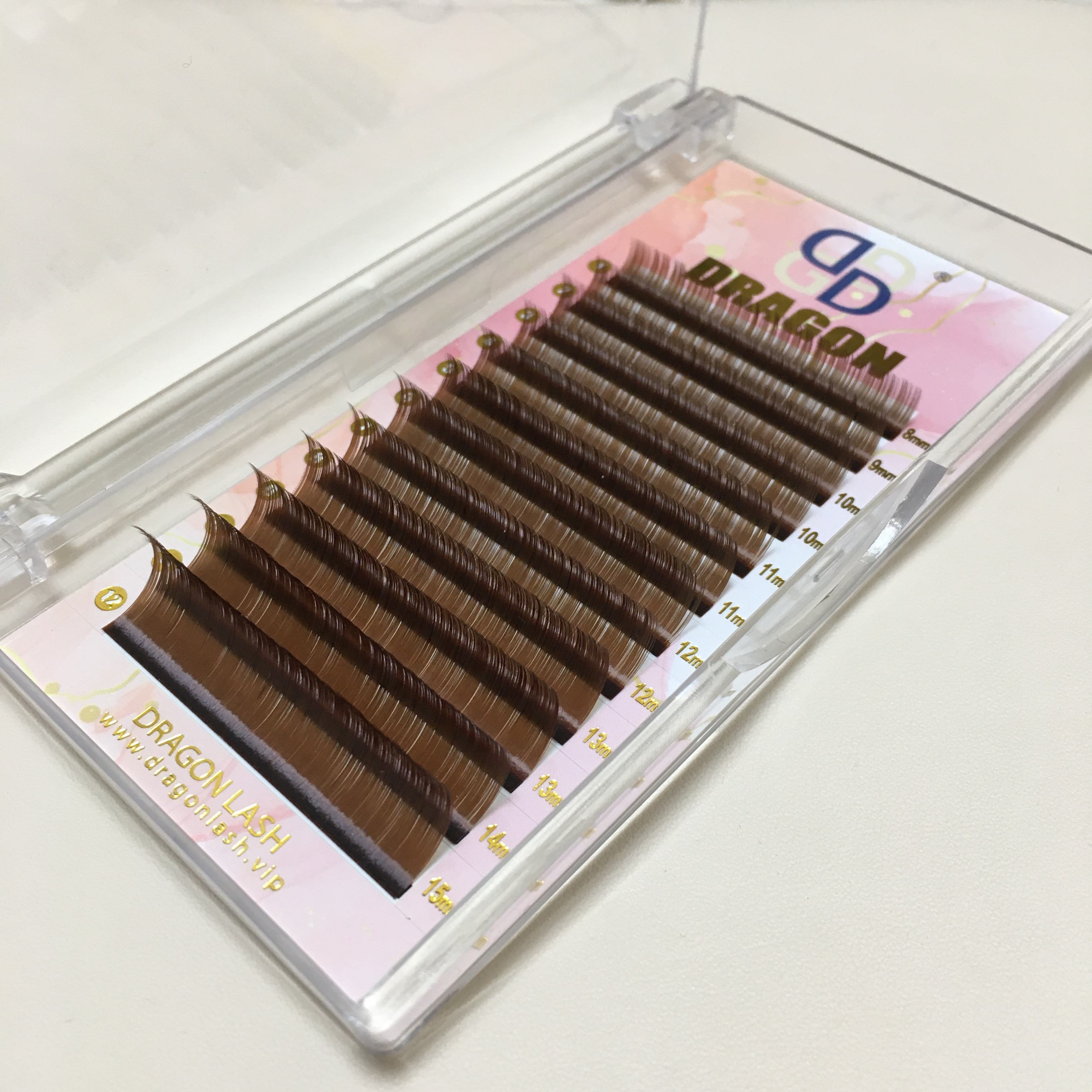 สีน้ำตาล