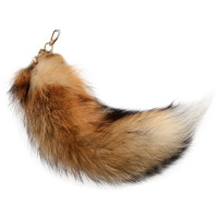 2026 Vente en gros de queues de renard véritable 35-40CM, queues de renard moelleuses, queues de fourrure animale, accessoires décoratifs, pendentifs porte-clés