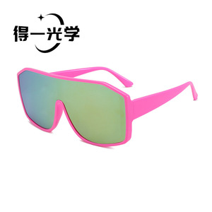 UV400 - Product Image 5