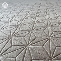 Tapis réversible imperméable antidérapant de luxe moderne à rayures noires et blanches, résistant au feu, écologique et adapté aux animaux domestiques