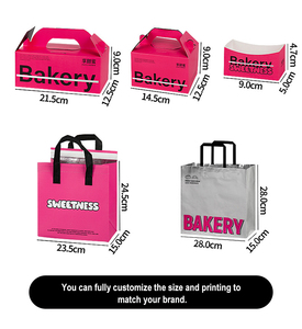 Ensemble de boîtes de boulangerie personnalisées imprimées rose poudré avec poignée et sac, emballage en papier argenté pour gâteau, pain, macaron, dessert - Product Image 4