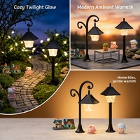 Cartoon Miniatur-Straßenlaterne Figuren Zweifarbig Glänzend Modern Minimalistisch Nachtlicht Eingebaute Batterie Mini Plastik Bestseller