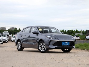 Autos Nuevos Baratos al por Mayor Hechos en China, Rongwei <span class=keywords><strong>I5</strong></span> Modelo 2026, 1.5L CVT Edición de Lujo, Volante a la Izquierda, Gasolina con Techo Corredizo - Product Image 2