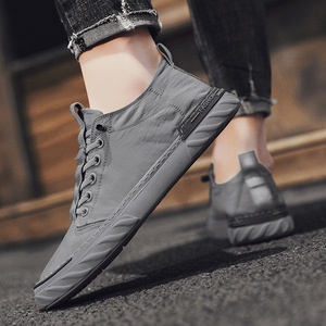 Zapatos para Hombre con Malla Reforzada Antiolor, Diseño Antideslizante, Parte Superior de PVC Transpirable y Ligera, Estilo 2026 - Product Image 2