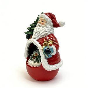 En stock : Ornement de Noël en résine Père Noël, mini scène de village de Noël avec arbre et boîte cadeau, décoration de table pour la maison - Product Image 2