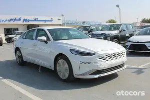 AUTO USATA KIA K8 GL3 3.5L <span class=keywords><strong>BENZINA</strong></span> FWD 2023 BIANCA CON INTERNI BEIGE, PRONTA ALL'USO - Product Image 3