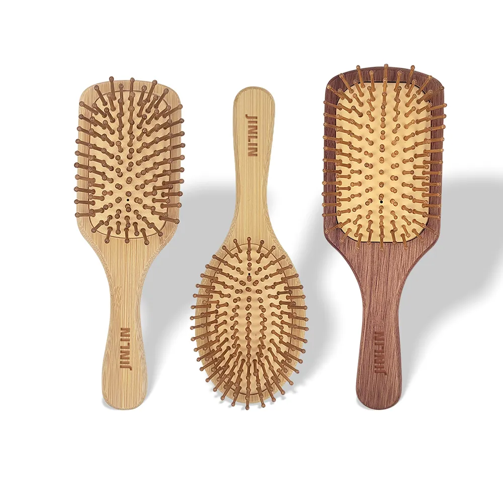 Peigne à dents larges en bois humide personnalisé le meilleur massage du cuir chevelu ensemble de brosses à cheveux démêlantes professionnelles en bambou avec logo personnalisé