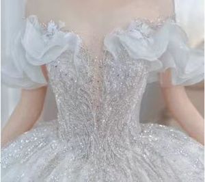 NDB10947 <span class=keywords><strong>La</strong></span> <span class=keywords><strong>robe</strong></span> <span class=keywords><strong>de</strong></span> <span class=keywords><strong>mariée</strong></span> principale, <span class=keywords><strong>la</strong></span> nouvelle <span class=keywords><strong>robe</strong></span> d'ambiance <span class=keywords><strong>pour</strong></span> <span class=keywords><strong>la</strong></span> <span class=keywords><strong>mariée</strong></span>, au style épuré et à <span class=keywords><strong>la</strong></span> longueur épaule - Product Image 4