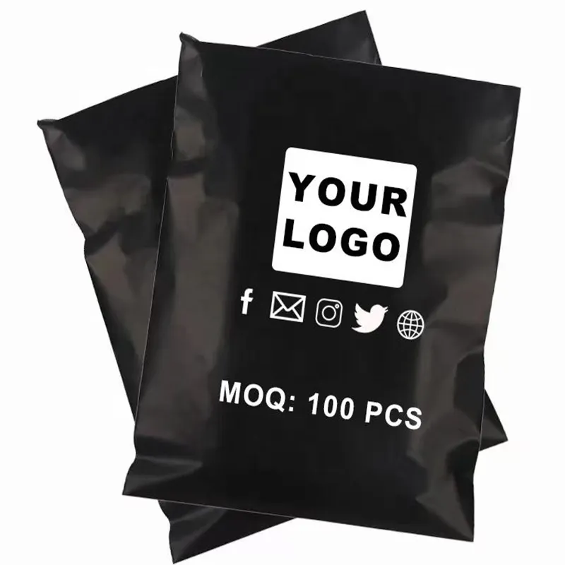 Emballage de sac à vêtements en plastique noir mat d'enveloppe Sacs d'emballage imprimés Sacs d'affranchissement Sacs en poly personnalisés pour l'emballage