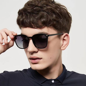 Gafas de Sol Rectangulares para Hombre Yc5005, TR90, UV400, Polarizadas, Ligeras, Montura Completa, Lentes TAC Tipo 3 - Product Image 2